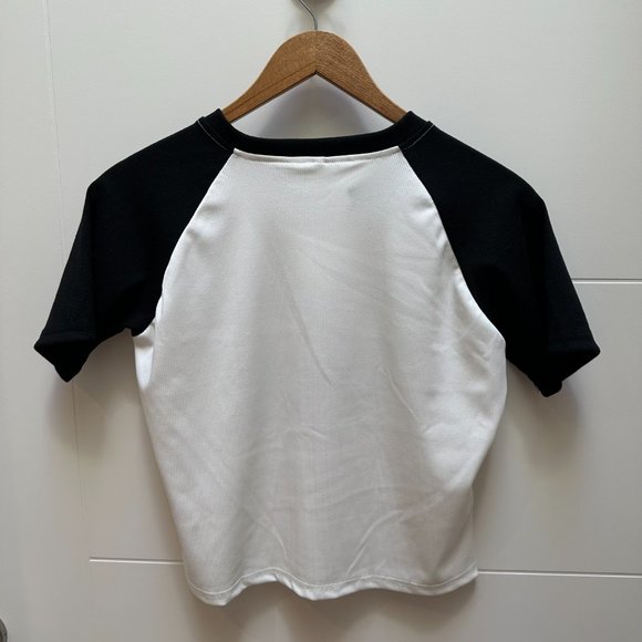 Colombia Black & White Cropped Tee - Picture 2 of 2